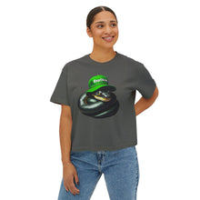 Load image into Gallery viewer, Repticon Women&#39;s Boxy Tee w/ Black Snake
