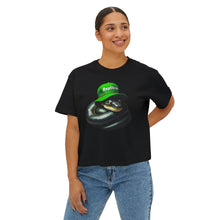 Load image into Gallery viewer, Repticon Women&#39;s Boxy Tee w/ Black Snake
